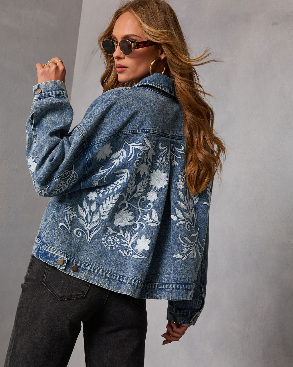 Indire Floral Embroidered Denim Jacket
