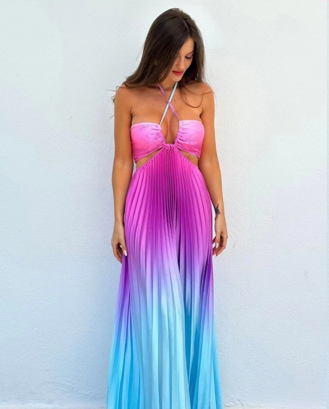 Personalized Gradient Color Halter Pleated Long Dress